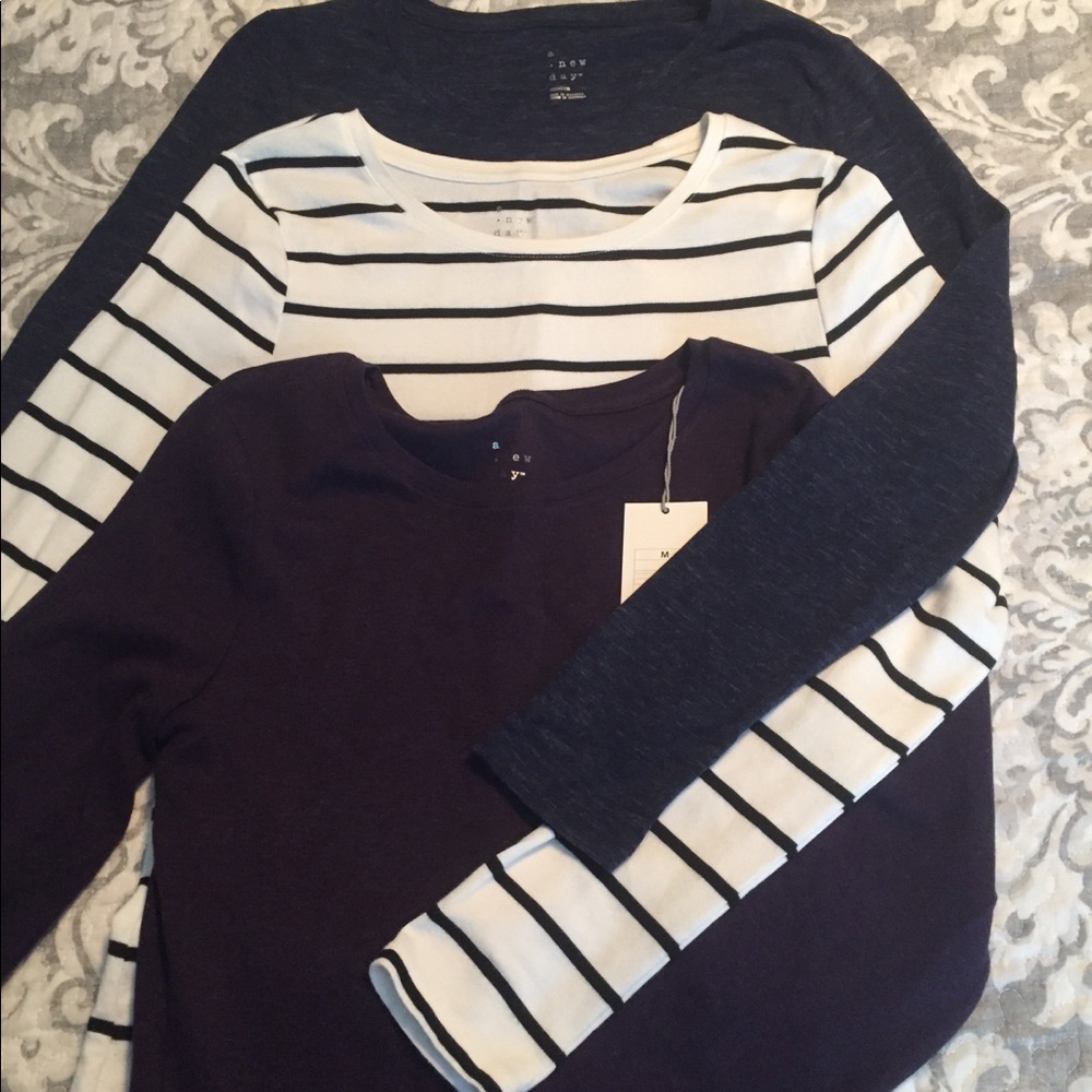 Bundle of 3 long sleeve T-shirt’s.